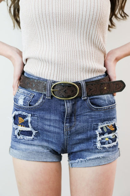 Floral Stitch Oval Buckle Belt