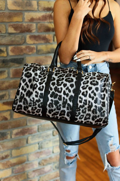 Leopard Weekender